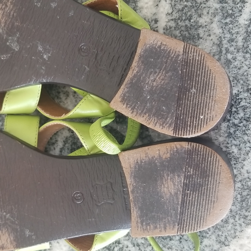 (6) Lime Green Strappy Low Heel Leather Upper Sandals Summer Vacation - Picture 7 of 12